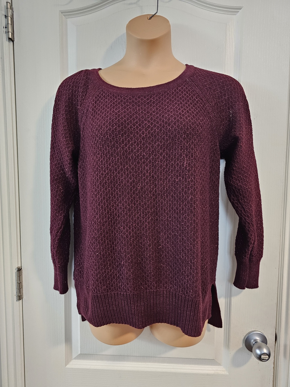 Maurices Xl  Women's Burgundy Textured Knit Sweater